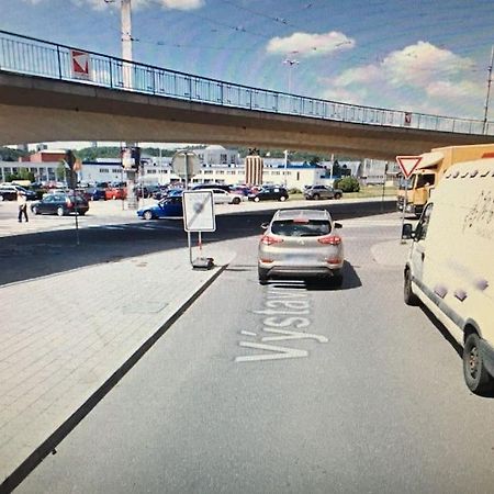 Utulne Ubytovani U Centra V Blizkosti Vystaviste Brno Exteriör bild